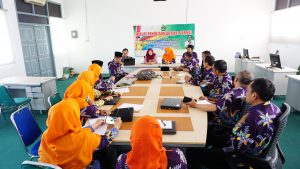 MGMP Akidah Akhlak MTsN se-Kabupaten Kediri Gelar Diklat Kepenulisan Jurnal dengan LP2M IAIN Tulungagung