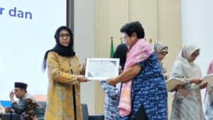 LP2M UIN SATU Tulungagung Wins Middle Rank Gender Responsive Higher Education Award 2024