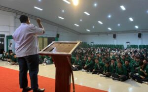 LP2M UIN SATU TULUNGAGUNG AGENDAKAN PEMBEKALAN PESERTA KKN REGULER 2025