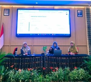 Kepala Pusat Penelitian UIN SATU Tulungagung Paparkan Model Ekologi Harmoni Sekolah dan Hasil Uji Coba Aplikasi Sekolah Harmoni di Kupang